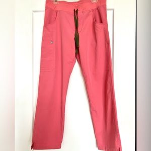 Figs Kade Cargo Scrub Pant, Beat It Pink size M